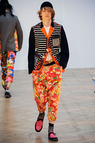 Comme des Garcons / - 2010